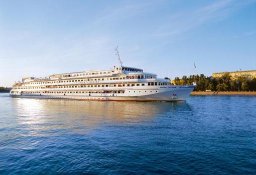 El Viking Peterhof es el buque ideal para el Rio Volga